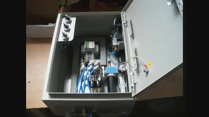 Пневмо шкаф с реле времени РВУ-2/16 (pneumatic box from the time switch RVU-2/16)