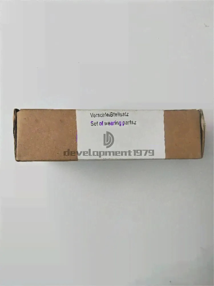 Один НОВЫЙ в коробке комплект для ремонта цилиндров FESTO DSBC/G-50-753090