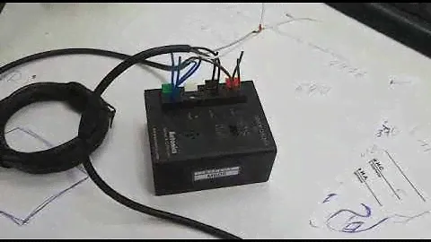 BYS500-TDT1,2 Фотодатчик двухкомпонентный (на пересечении луча)   , подключение, демонстрация работы