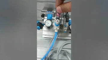 Festo SPAE Pressure Sensor Configuration - Switching Point