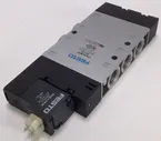 Электромагнитный клапан Festo CPE18-M1H-5L-1/4