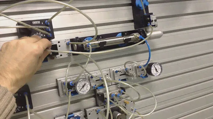 FESTO Пневматика работа с пневматическим реле времени